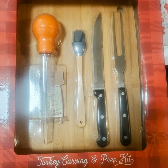 Gia's Kitchen Turkey Carving & Prep Kit - Picture 2 of 3
